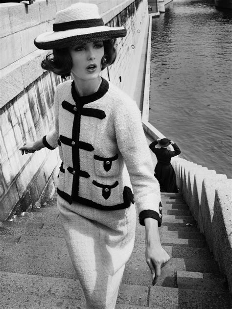 coco chanel clothes designs|Coco Chanel fashion photos.